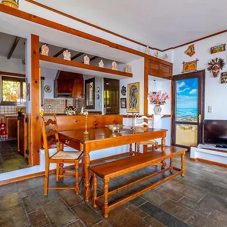 Villa 'searock' Maisonette At Amoni Corinth Pefkali